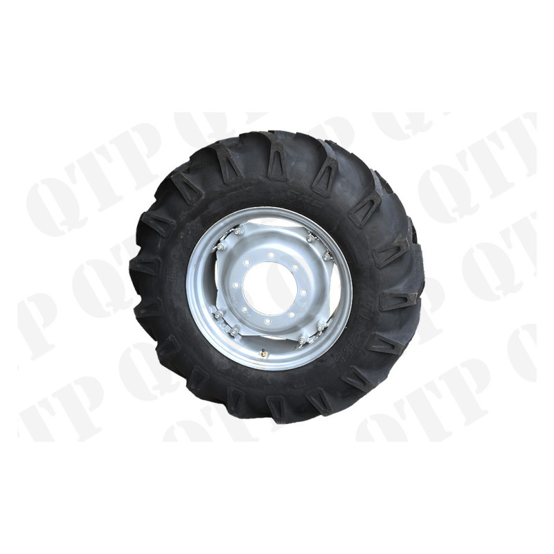 Wheel Rim Complete 10 x 24 4WD Front 12.4 x 24 BKT Tyre*** 1270 is the Rim *** tracteur 362 1270COMPLETE - photo cover